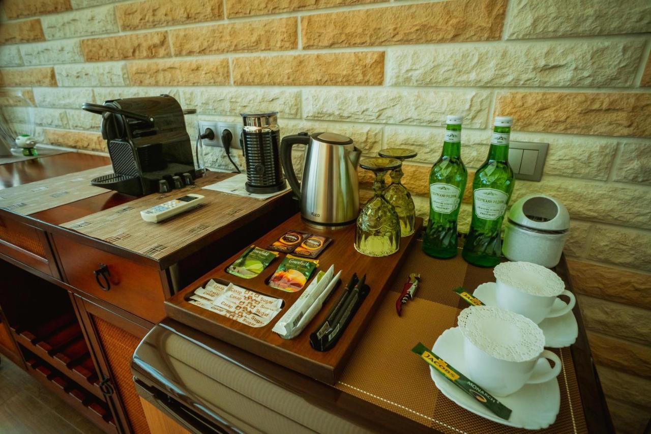 Leon Boutique Hotel Sukhumi Luaran gambar